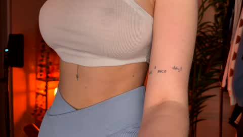 Polly  Online mostly at 9pm-2am UK Time online show from 20, 3, 2026