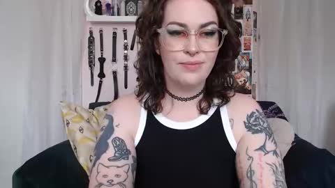 Snapshot of vixinvvitch chatting on 10, 6, 2026 VIXIN online show from 10, 6, 2026