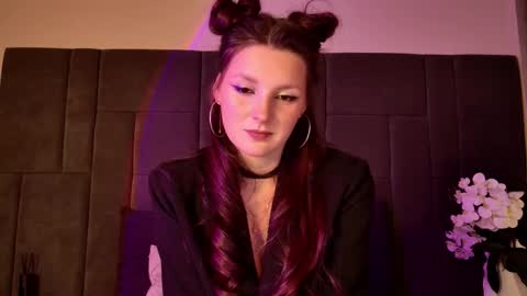 Snapshot of vixksaria chatting on 12, 1, 2026 Vixsaria online show from 12, 1, 2026