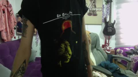 Snapshot of vl21cm chatting on 28, 9, 2025 vl21cm online show from 28, 9, 2025