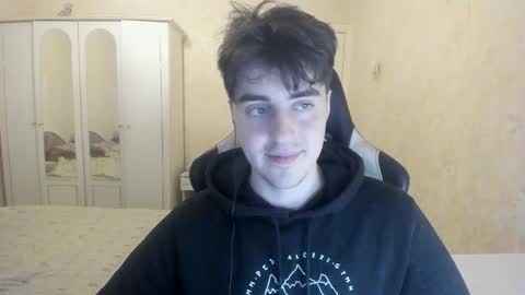 Snapshot of vlad1605 chatting on 3, 10, 2025 Martin online show from 3, 10, 2025