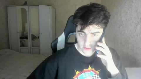 Snapshot of vlad1605 chatting on 24, 10, 2025 Martin online show from 24, 10, 2025