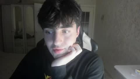 Snapshot of vlad1605 chatting on 25, 10, 2025 Martin online show from 25, 10, 2025