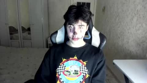 Snapshot of vlad1605 chatting on 31, 10, 2025 Martin online show from 31, 10, 2025