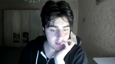 Snapshot of vlad1605 chatting on 14, 11, 2025 Martin online show from 14, 11, 2025