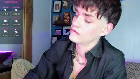 Snapshot of vladhellsing4 chatting on 1, 3, 2025 Vlad  online show from 1, 3, 2025