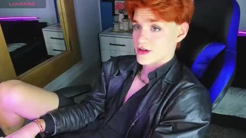 Snapshot of vladhellsing4 chatting on 2, 10, 2025 Vlad  online show from 2, 10, 2025