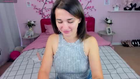 Vladlena online show from 4, 10, 2025