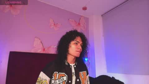 Snapshot of vnuss__ chatting on 24, 6, 2026 VENUS online show from 24, 6, 2026