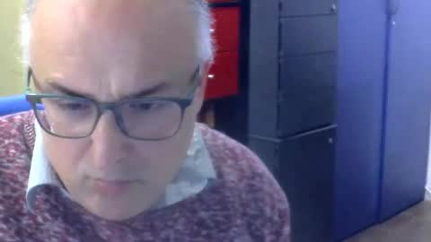 Snapshot of volpi72 chatting on 8, 11, 2025 volpi72 online show from 8, 11, 2025