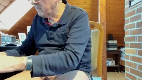 Snapshot of vonrex1 chatting on 12, 12, 2024 heinz online show from 12, 12, 2024