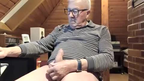 Snapshot of vonrex1 chatting on 25, 12, 2024 heinz online show from 25, 12, 2024