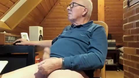 Snapshot of vonrex1 chatting on 28, 12, 2024 heinz online show from 28, 12, 2024