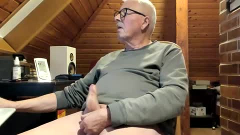 Snapshot of vonrex1 chatting on 11, 1, 2025 heinz online show from 11, 1, 2025