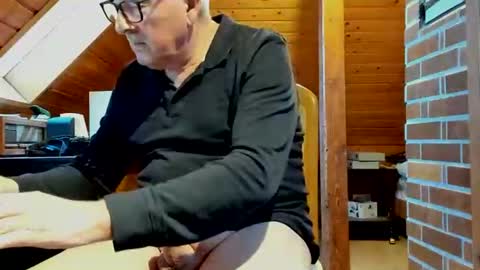 Snapshot of vonrex1 chatting on 17, 2, 2025 heinz online show from 17, 2, 2025