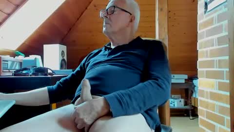 Snapshot of vonrex1 chatting on 18, 2, 2025 heinz online show from 18, 2, 2025