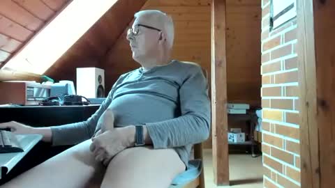 Snapshot of vonrex1 chatting on 25, 2, 2025 heinz online show from 25, 2, 2025