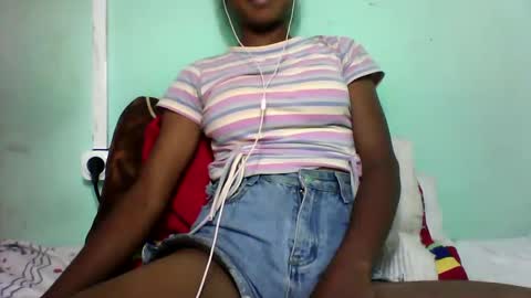 Snapshot of vounialdy chatting on 27, 1, 2025 vounialdy online show from 27, 1, 2025