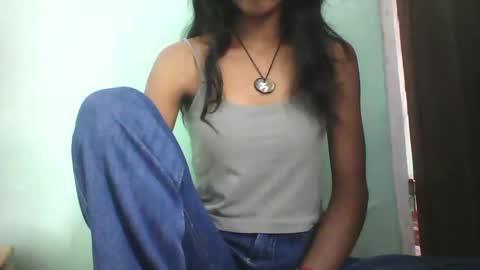 Snapshot of vounialdy chatting on 7, 2, 2025 vounialdy online show from 7, 2, 2025