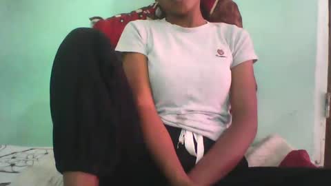 Snapshot of vounialdy chatting on 18, 2, 2025 vounialdy online show from 18, 2, 2025