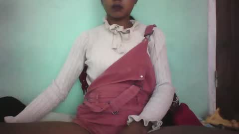 Snapshot of vounialdy chatting on 21, 2, 2025 vounialdy online show from 21, 2, 2025