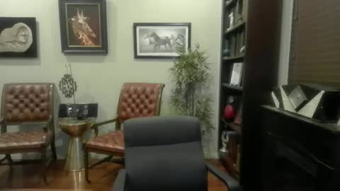 voyeur92264 online show from 23, 12, 2025