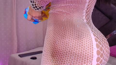 Snapshot of vvioleta_ chatting on 11, 1, 2025 Violeta online show from 11, 1, 2025