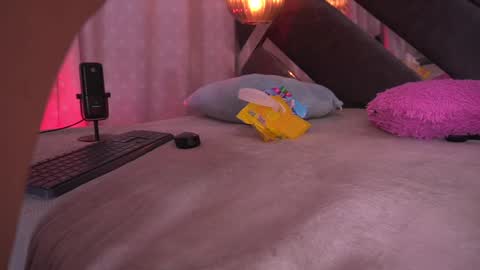 Snapshot of vvioleta_ chatting on 15, 1, 2025 Violeta online show from 15, 1, 2025