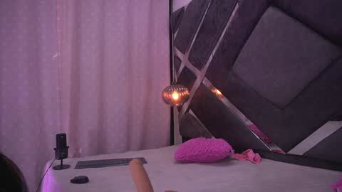 Snapshot of vvioleta_ chatting on 6, 2, 2025 Violeta online show from 6, 2, 2025