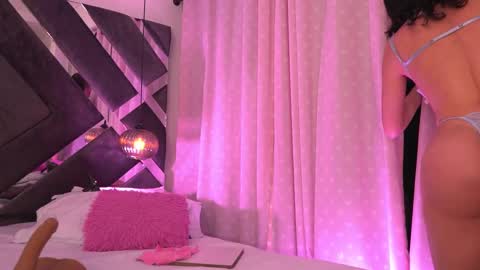 Snapshot of vvioleta_ chatting on 25, 9, 2025 Violeta online show from 25, 9, 2025