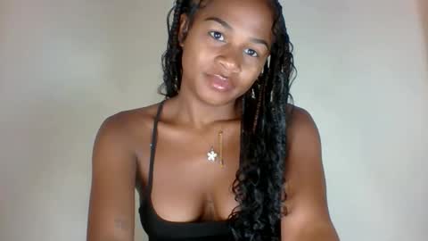 vynarahot online show from 5, 5, 2026