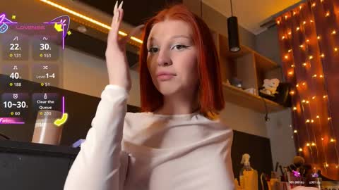 Snapshot of vynila chatting on 8, 1, 2026 ILONA A week goal new laptop online show from 8, 1, 2026