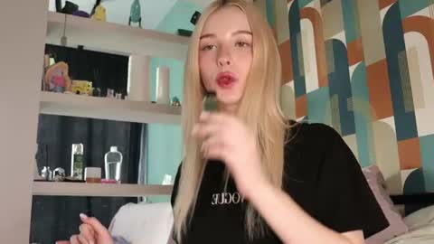 Nana online show from 26, 6, 2026