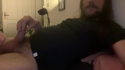 waiting4spring online show from 26, 3, 2026