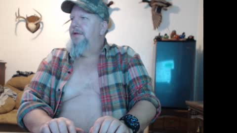 Snapshot of walkingbird chatting on 23, 1, 2025 walkingbird online show from 23, 1, 2025