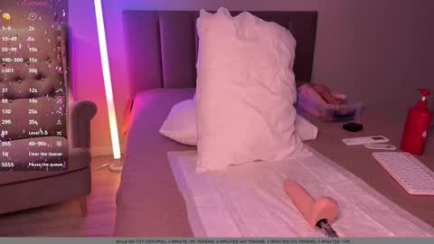 Snapshot of walt_enjoy chatting on 12, 9, 2025 Walt Enjoy online show from 12, 9, 2025
