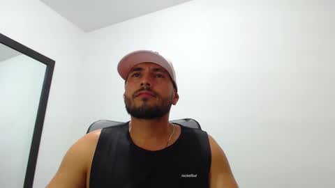 Snapshot of walter_brownn01 chatting on 10, 1, 2025 WALTER BROWN online show from 10, 1, 2025