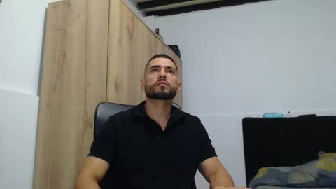 Snapshot of walter_brownn01 chatting on 9, 11, 2025 WALTER BROWN online show from 9, 11, 2025