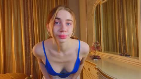 hello guys im Lilian online show from 11, 11, 2025