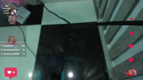 Snapshot of wandaloov chatting on 4, 2, 2025 wanda online show from 4, 2, 2025