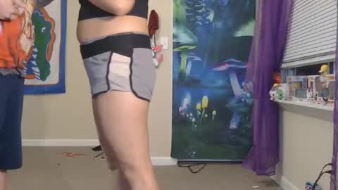 COSMOxWANDA online show from 19, 4, 2026