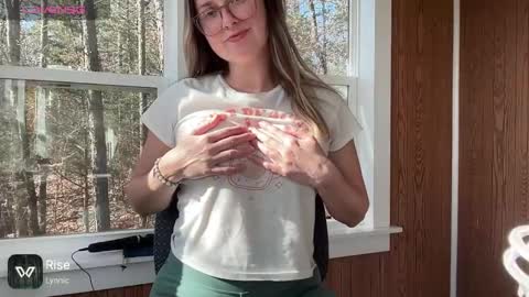 Snapshot of wanderlustjade chatting on 10, 12, 2024 Jade  Adonis online show from 10, 12, 2024