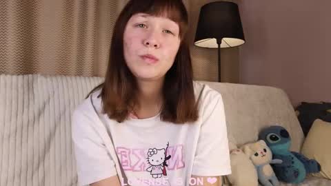 Snapshot of wanettabal chatting on 17, 9, 2025 Betti online show from 17, 9, 2025