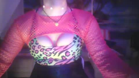 Snapshot of wannafeelitall chatting on 22, 12, 2024 Emilia inst  online show from 22, 12, 2024