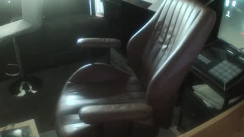 Snapshot of wantitbutyoucanthaveit chatting on 7, 3, 2026 inittogetitin online show from 7, 3, 2026