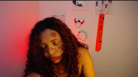 Snapshot of warisgoddes chatting on 16, 10, 2025 EMILY online show from 16, 10, 2025