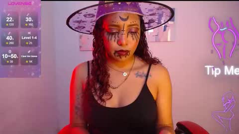 Snapshot of warisgoddes chatting on 21, 10, 2025 EMILY online show from 21, 10, 2025