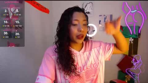 Snapshot of warisgoddes chatting on 17, 11, 2025 EMILY online show from 17, 11, 2025