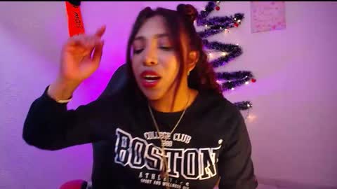 Snapshot of warisgoddes chatting on 27, 11, 2025 EMILY online show from 27, 11, 2025