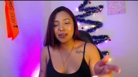 Snapshot of warisgoddes chatting on 30, 11, 2025 EMILY online show from 30, 11, 2025